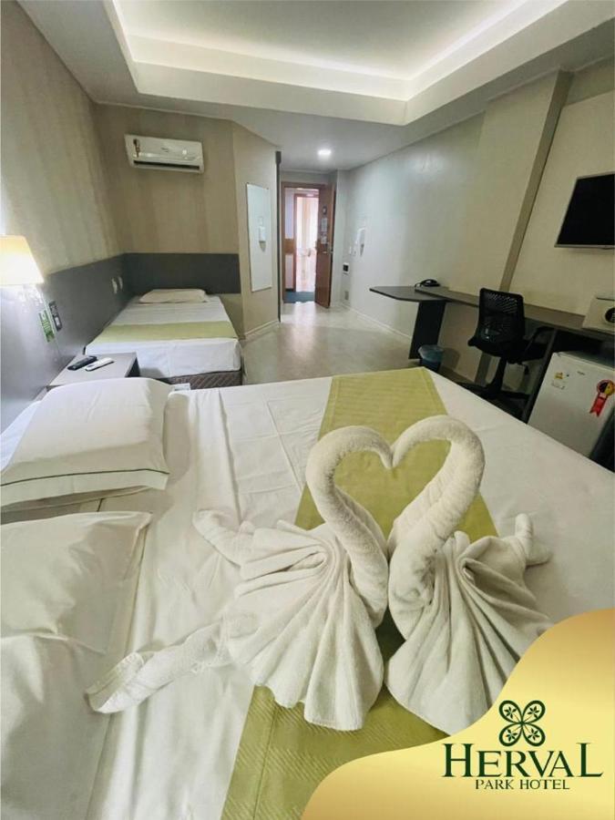 Herval Park Hotel Ponta Pora Bagian luar foto