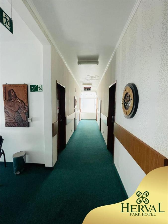 Herval Park Hotel Ponta Pora Bagian luar foto