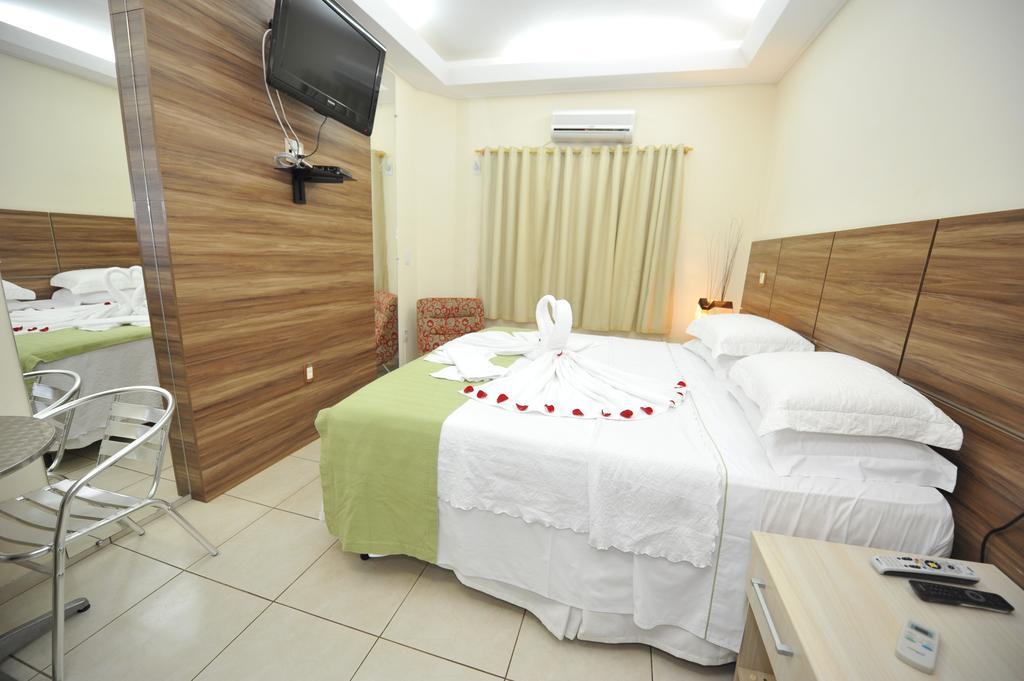 Herval Park Hotel Ponta Pora Bagian luar foto